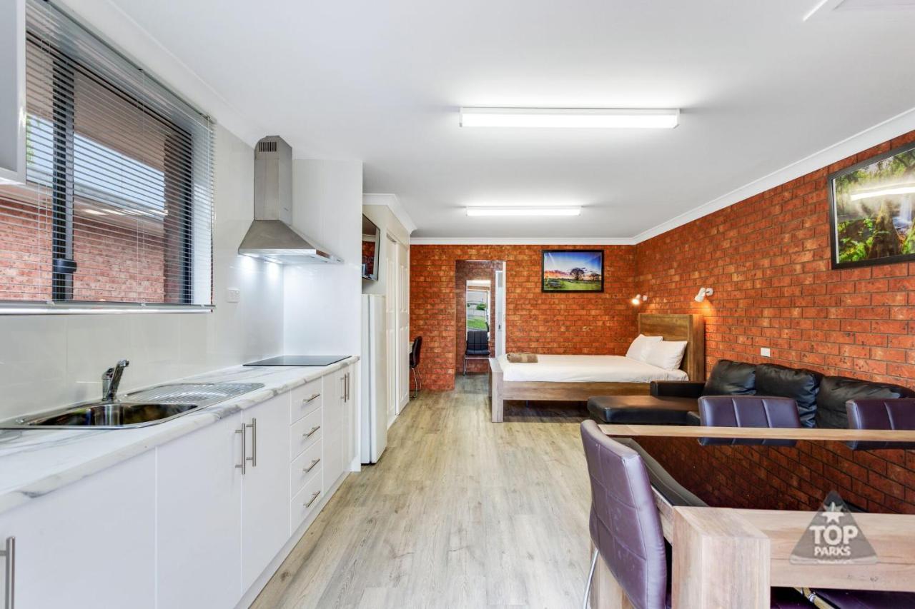 Fossicker Caravan Park Glen Innes Bagian luar foto